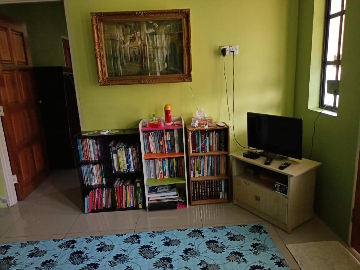 Homestay Jannati Тамбун Экстерьер фото